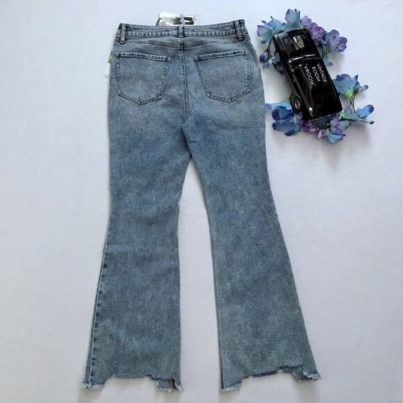 Tinseltown NWT High Rise Flare Jeans Juniors/Women 15/32 - Picture 6 of 10